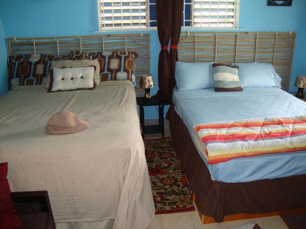 By The Sea Vacation Home And Villa Port Antonio Habitación foto