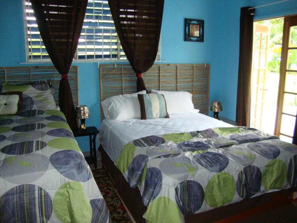 By The Sea Vacation Home And Villa Port Antonio Habitación foto